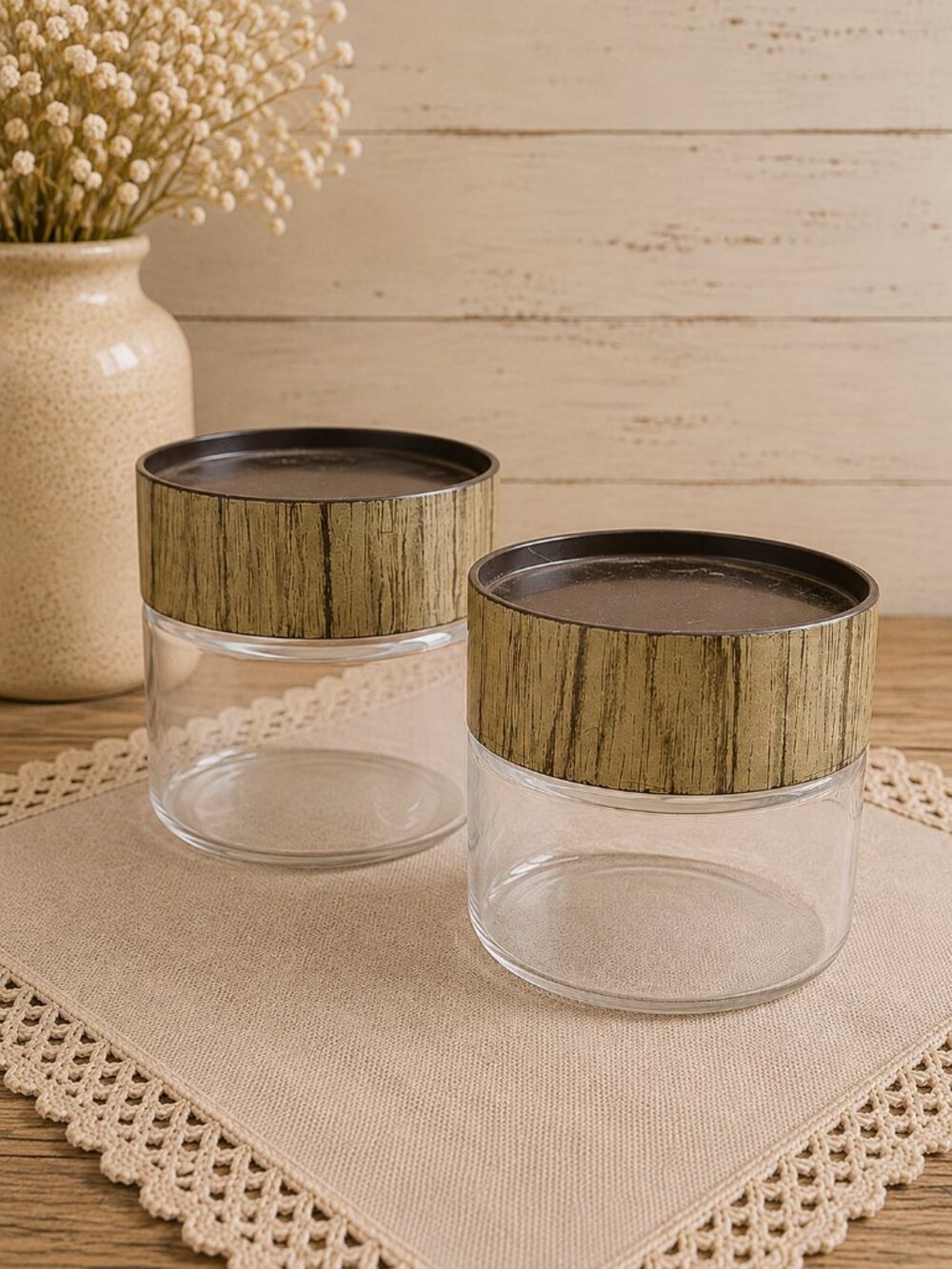 PYREX | Vintage Retro Containers with Wooden Lids – Set of 2
